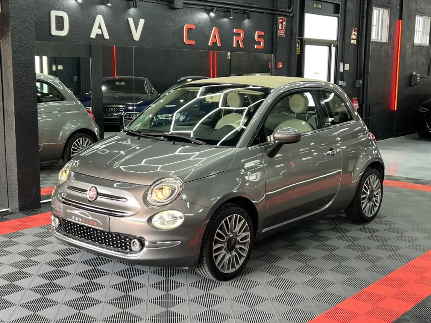 Fiat 500C 1.2 Lounge Gris - 2