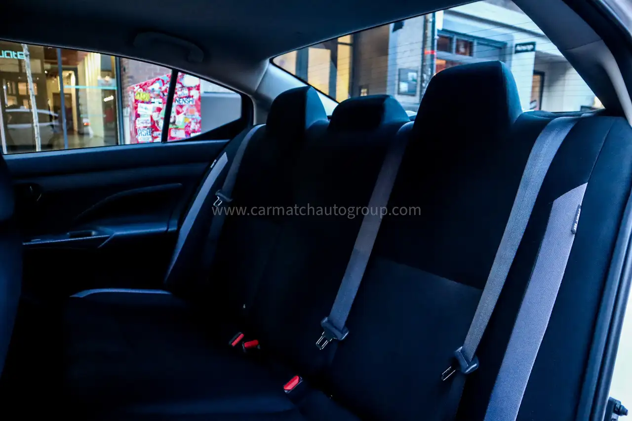Nissan Versa снимка Nissan Versa