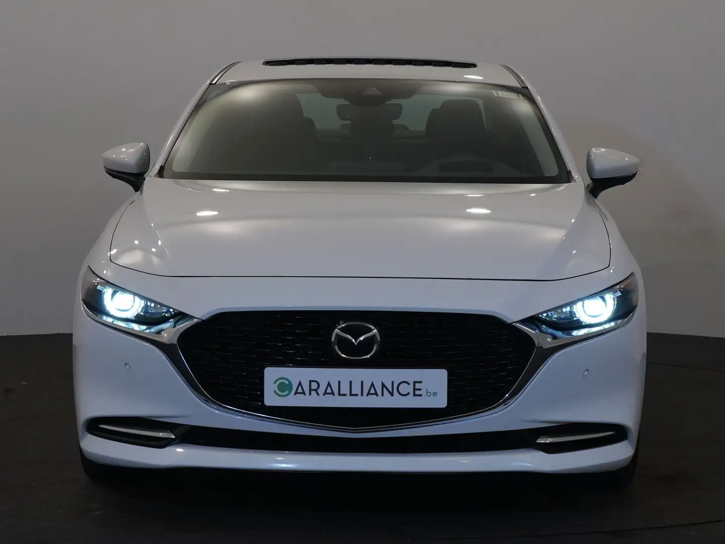 Mazda 3 SkyActiv Blanc - 2