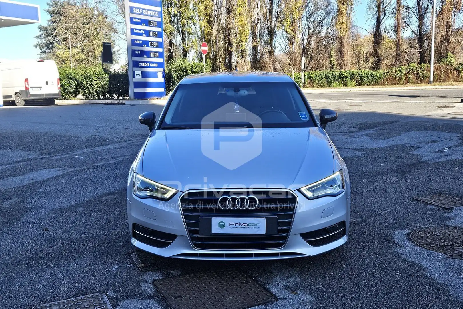 Audi A3 A3 1.6 TDI Ambition Silber - 2