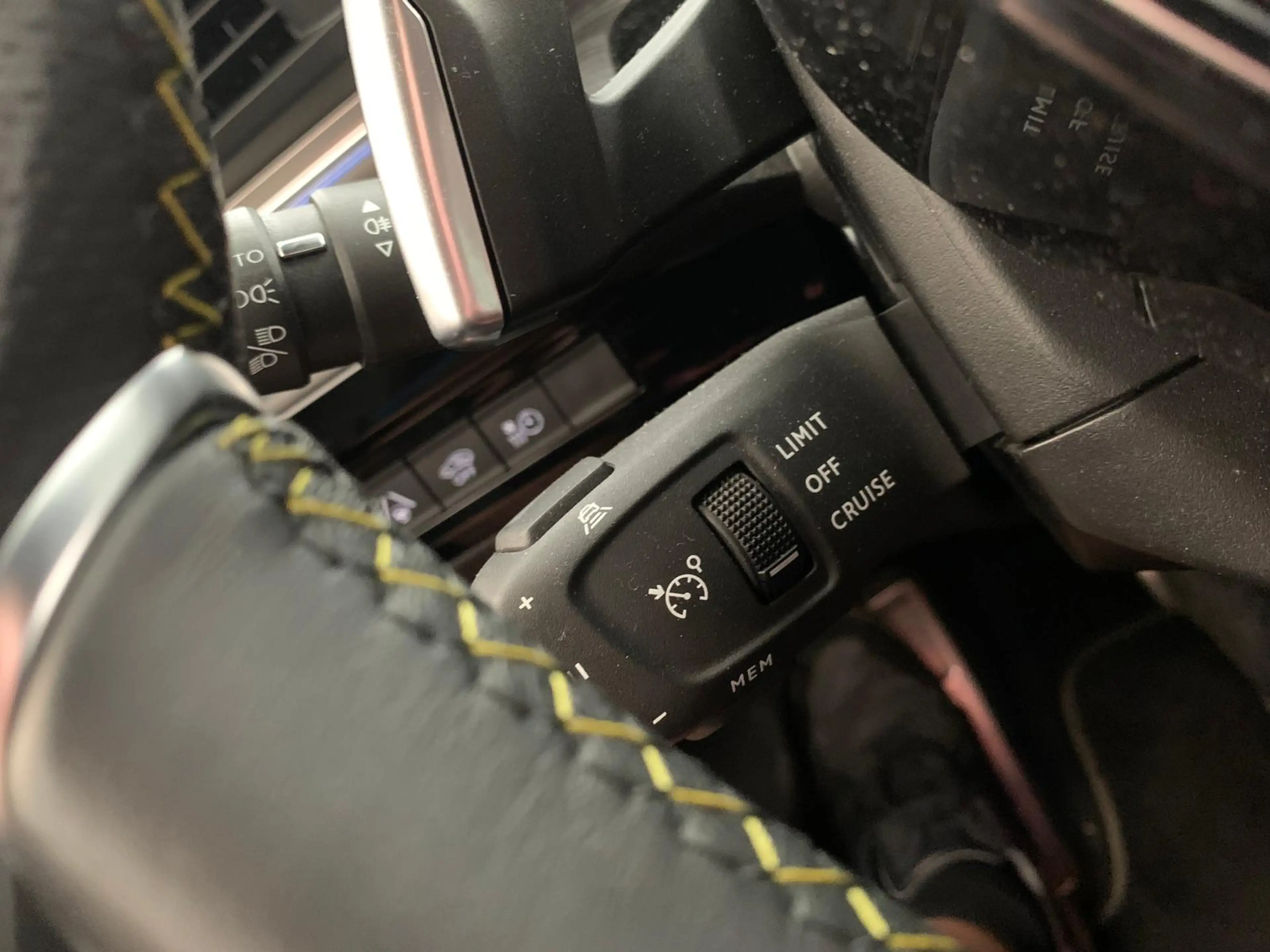 Peugeot 508 SW Hybrid4 360 PSE|ACC|NightVis|360|Memo|20" — photo 11