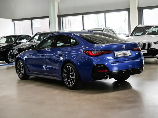 BMW 4 Series view 2