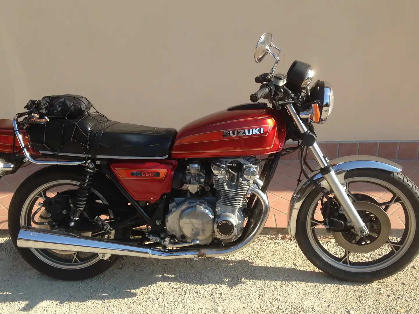 Suzuki GS 550 Orange - 2