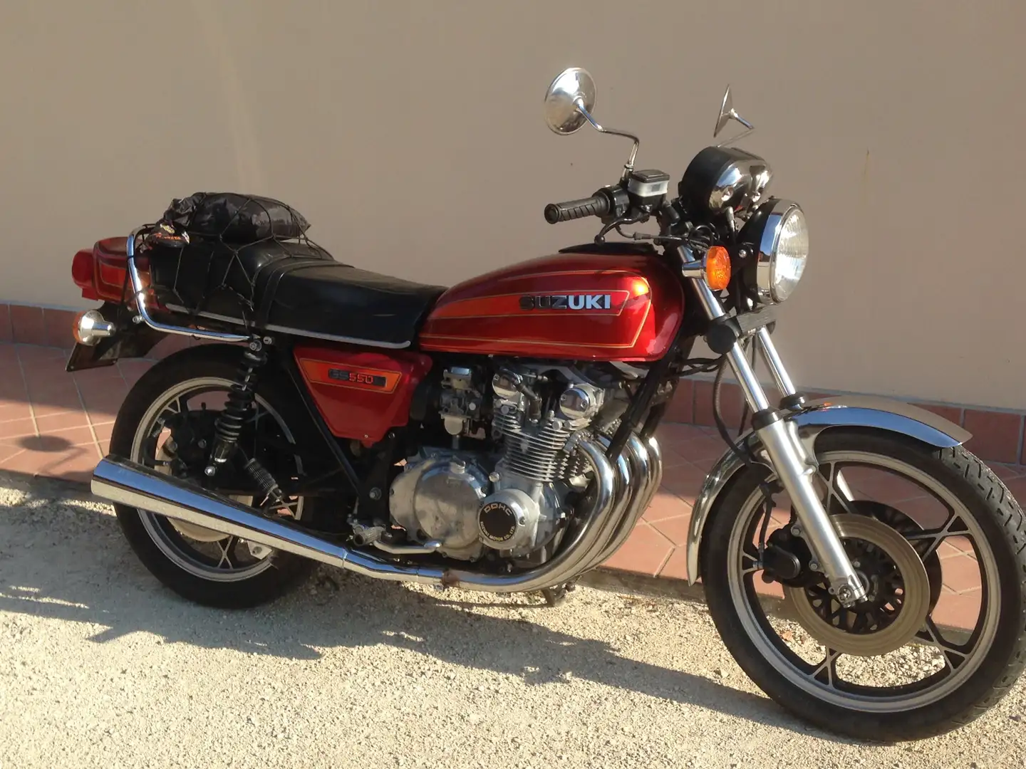 Suzuki GS 550 Orange - 1