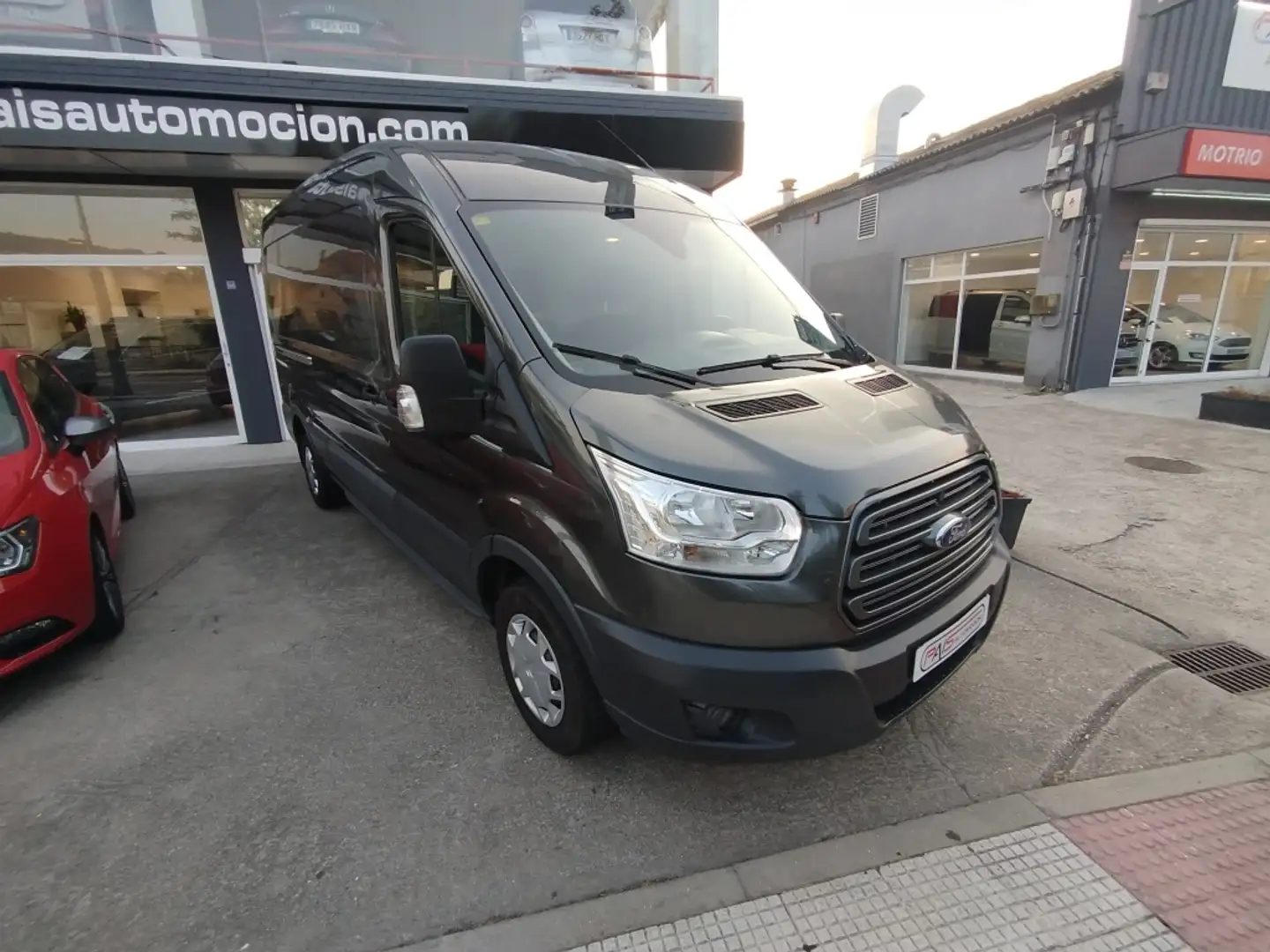 Ford Transit FT 310 L3 Van Ambiente 130 Gris - 2
