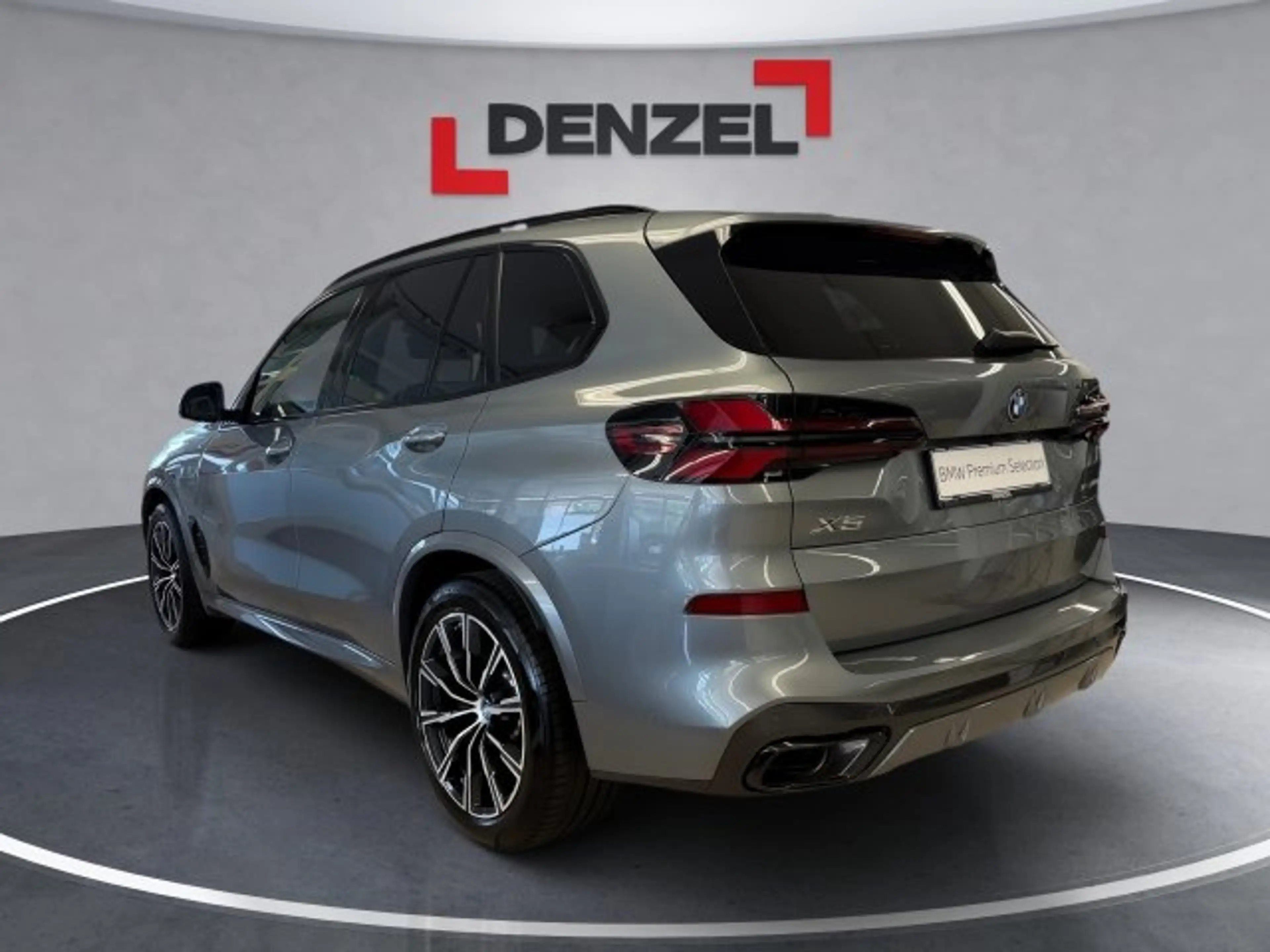 BMW X5 xDrive50e G05 XB1 — photo 3