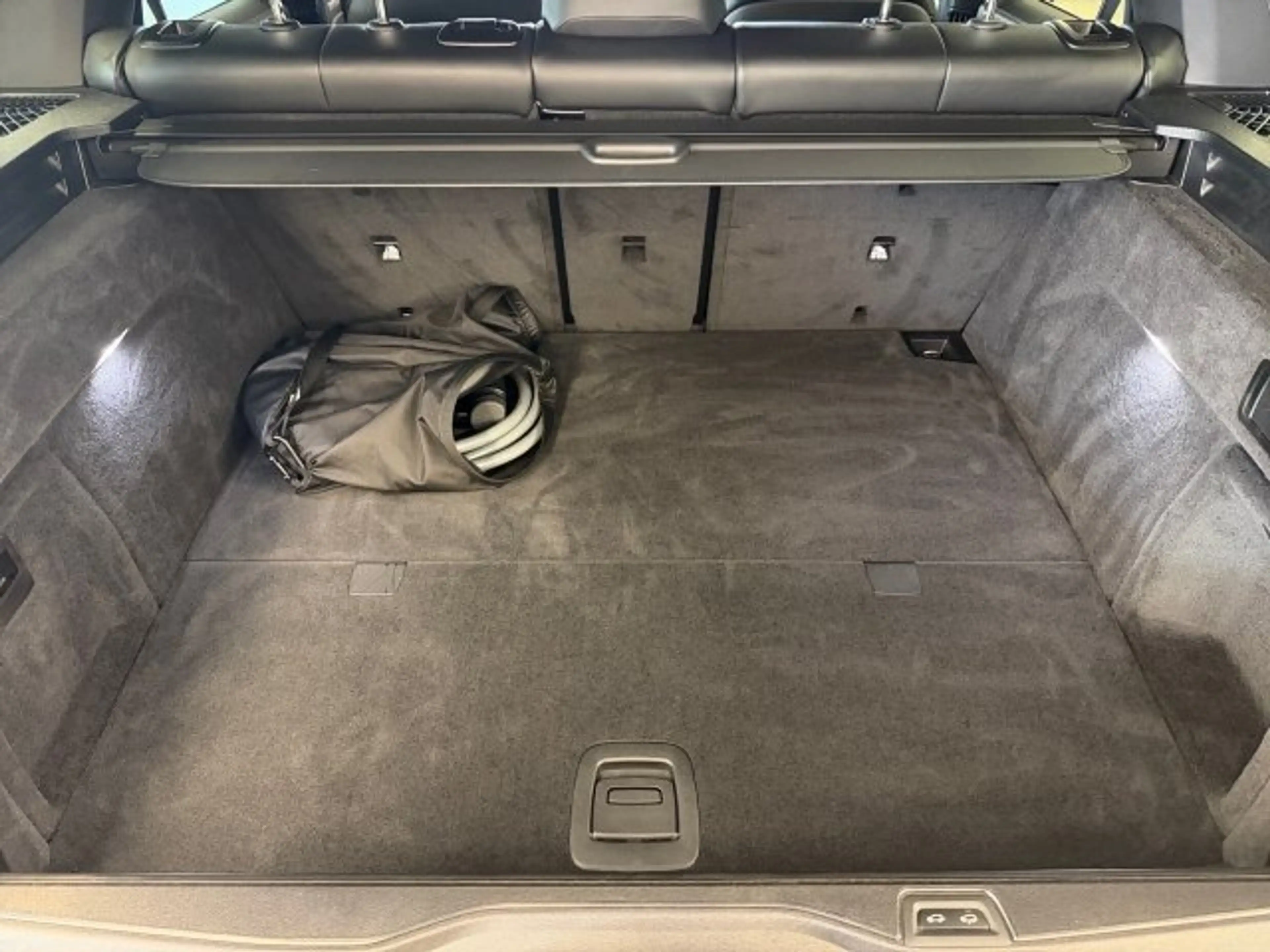 BMW X5 xDrive50e G05 XB1 — photo 13