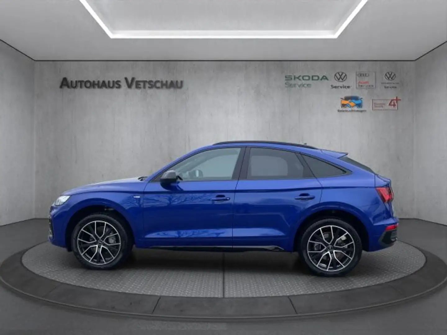 Audi Q5 Sportback 45 TFSI qu S-line Matrix/20 Bluetooth Blau - 2