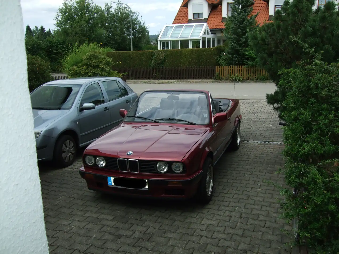 BMW 320 E30 Cabrio (Oldtimer) Червоний - 1