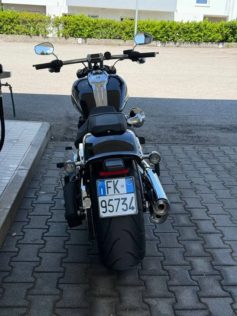 Harley-Davidson Breakout 117 Nero - 1