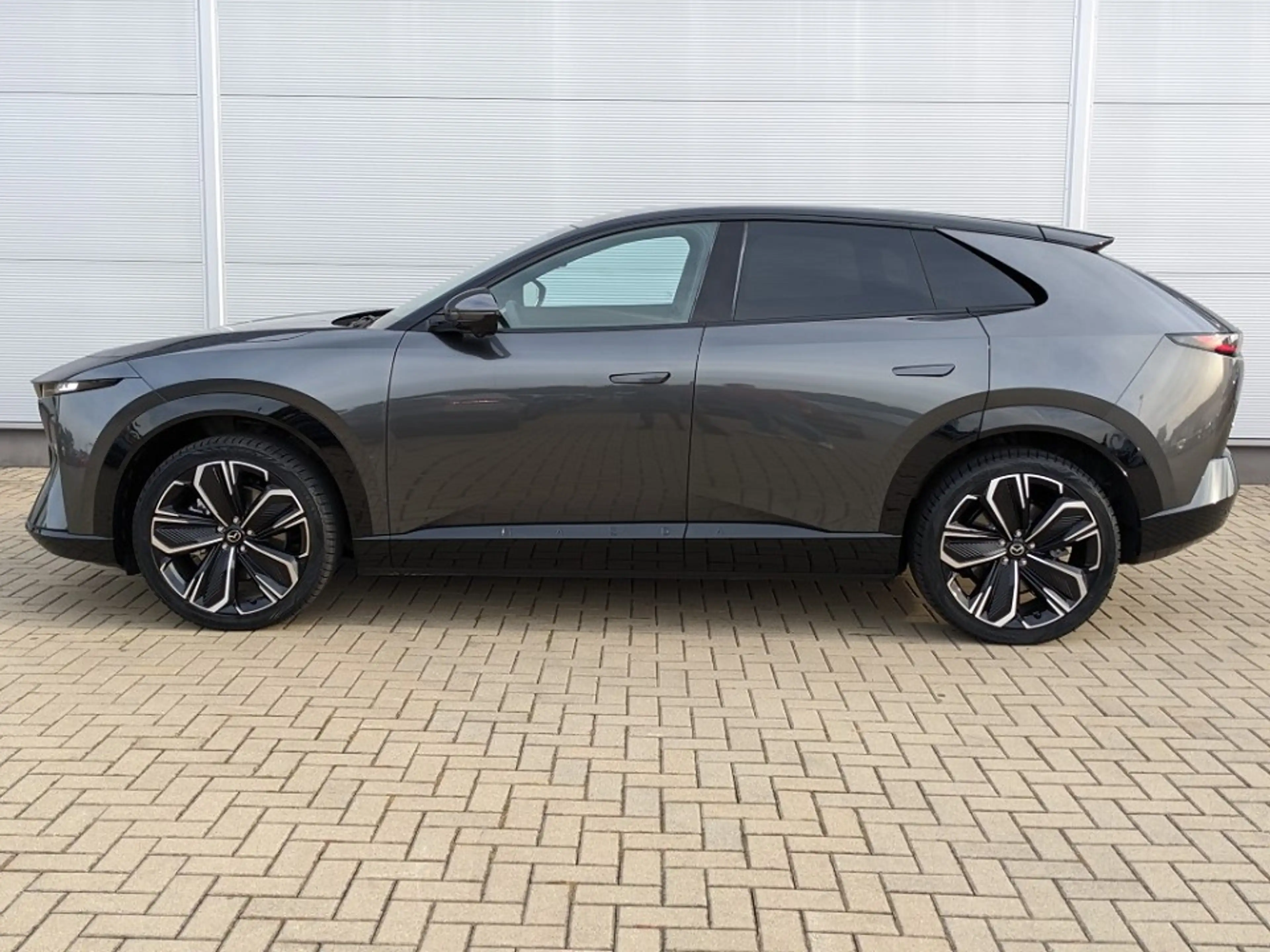 Mazda CX-6e EV (258PS) Takumi Leder Panodach 21" Alufelgen NEU — photo 3