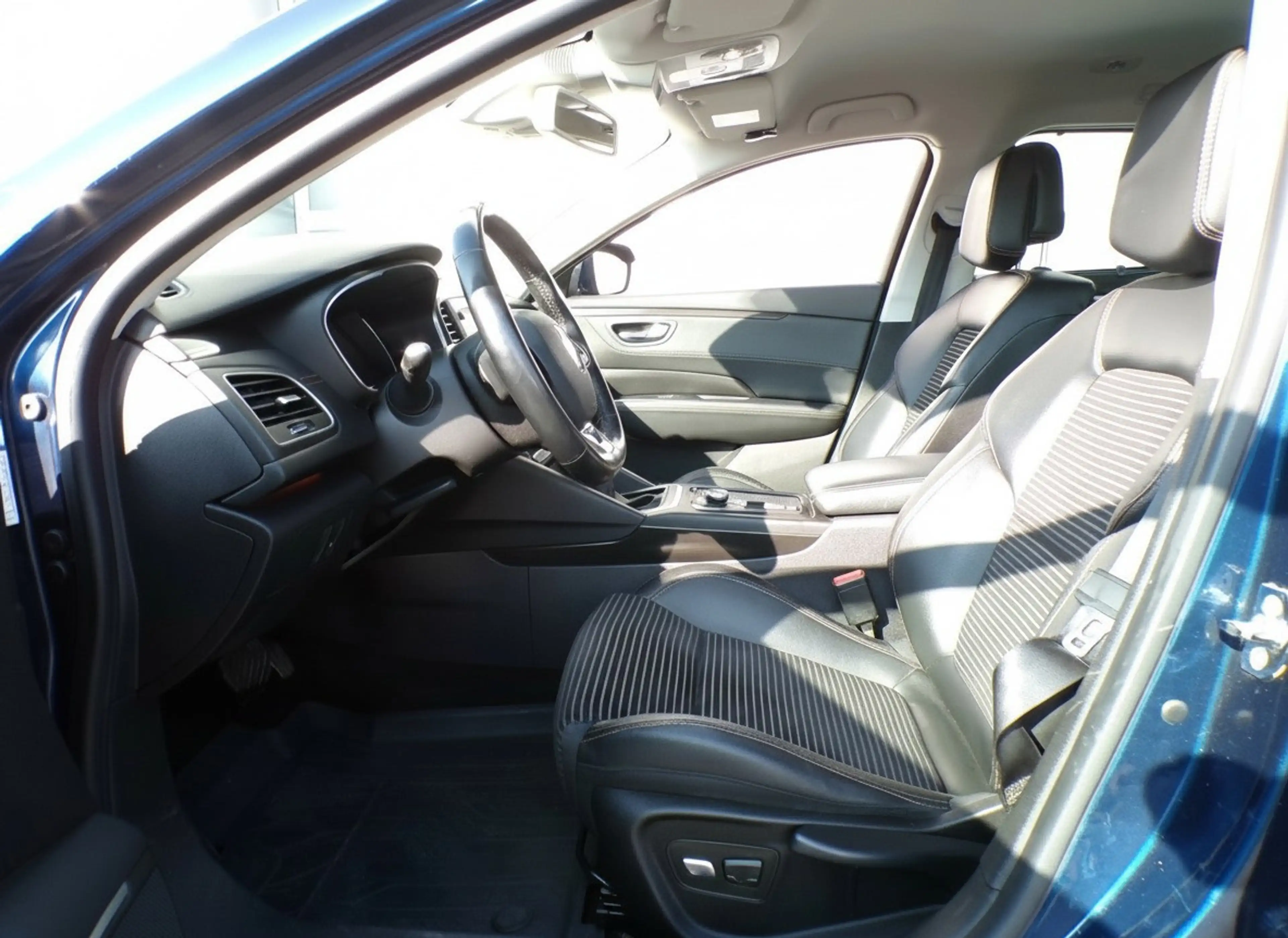 Renault Talisman Estate 1.6 TCe Intens|Cam|Trekh.|Stoelverw. — photo 10