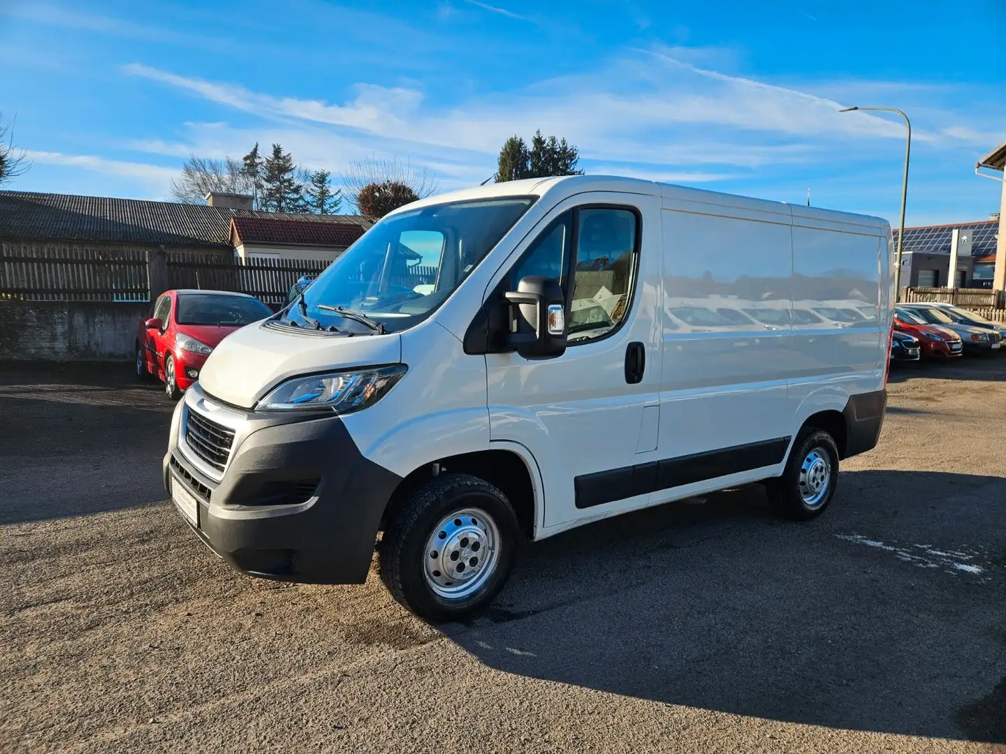 Peugeot Boxer Kasten 330 L1H1 Komfort BlueHDi 110 Blanc - 1
