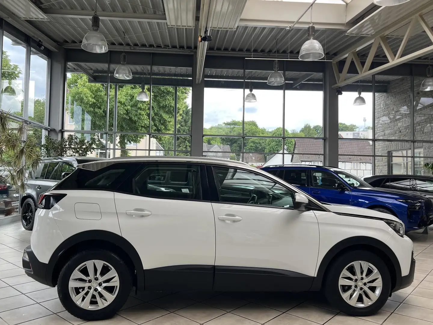 Peugeot 3008 Nebelscheinwerfer|PDC vorn+hinten|CarPlay|DAB|BTH| Weiß - 2