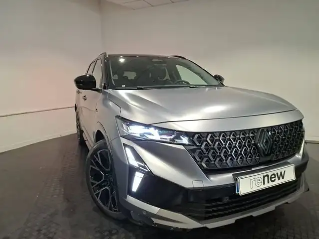 Renault Austral view 11