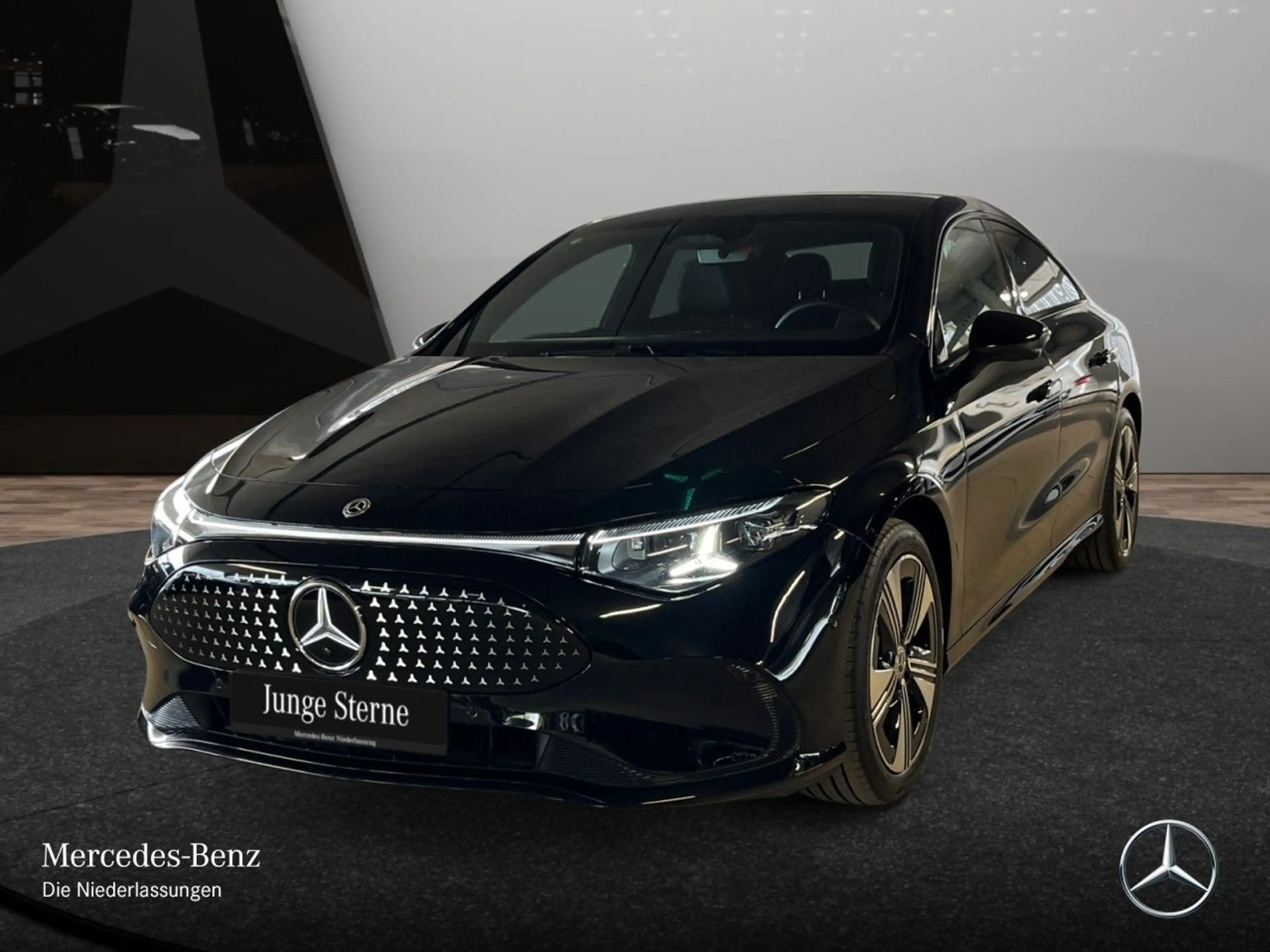 Mercedes-Benz CLA 250 Pano Multibeam Distr. Night Kamera Sitzh — photo 2