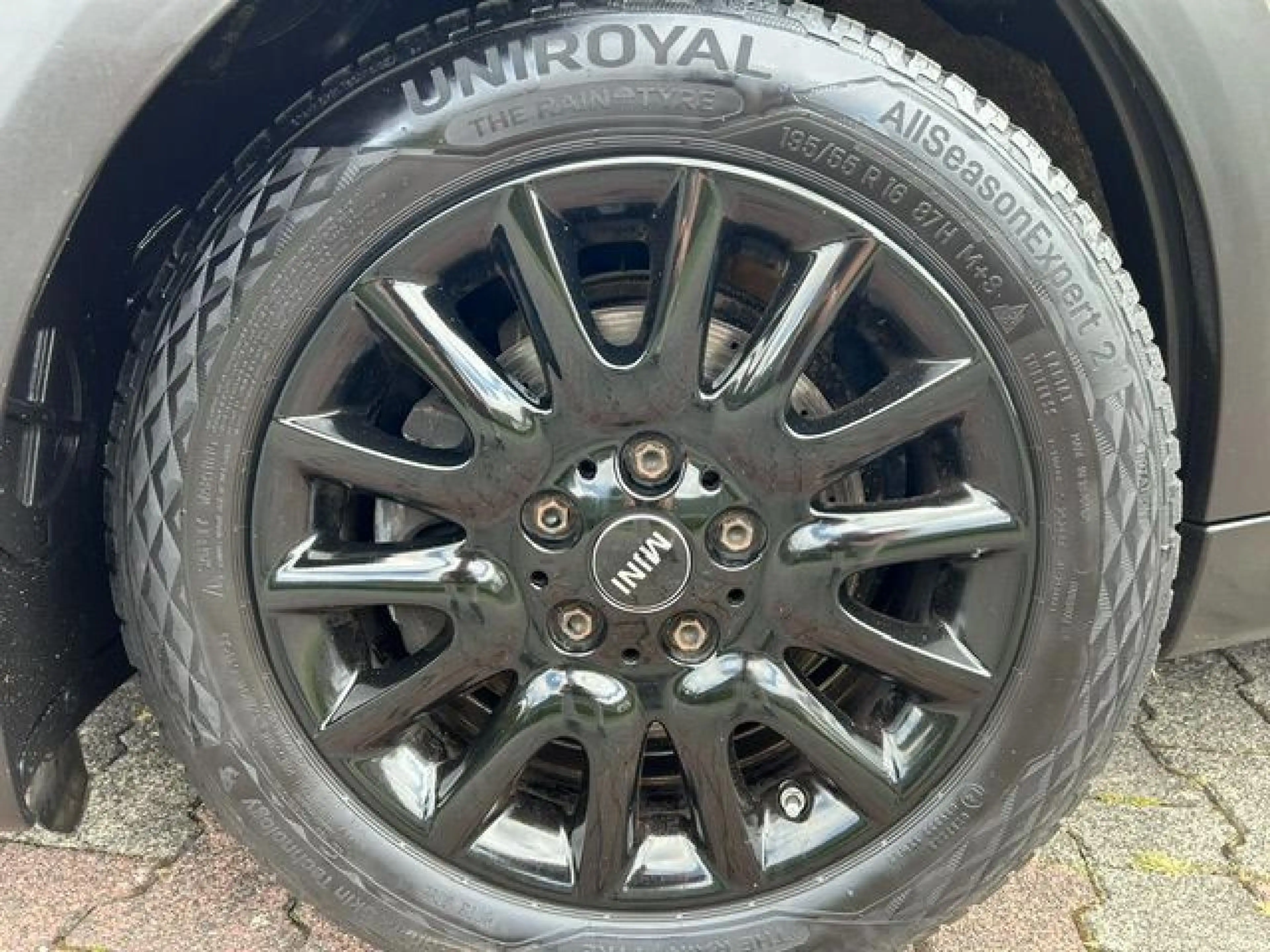 MINI Cooper D Cooper D — photo 9