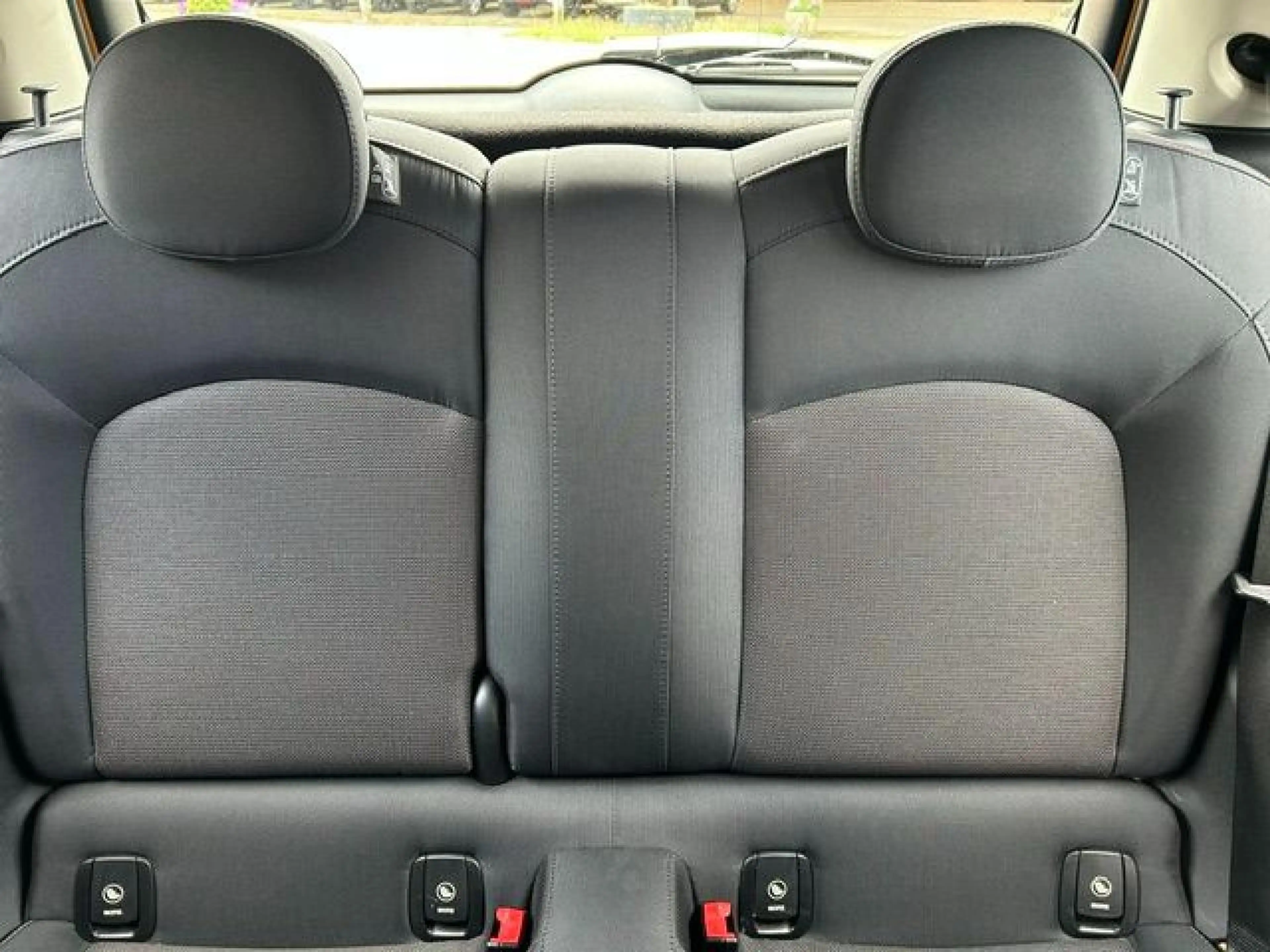 MINI Cooper D Cooper D — photo 13