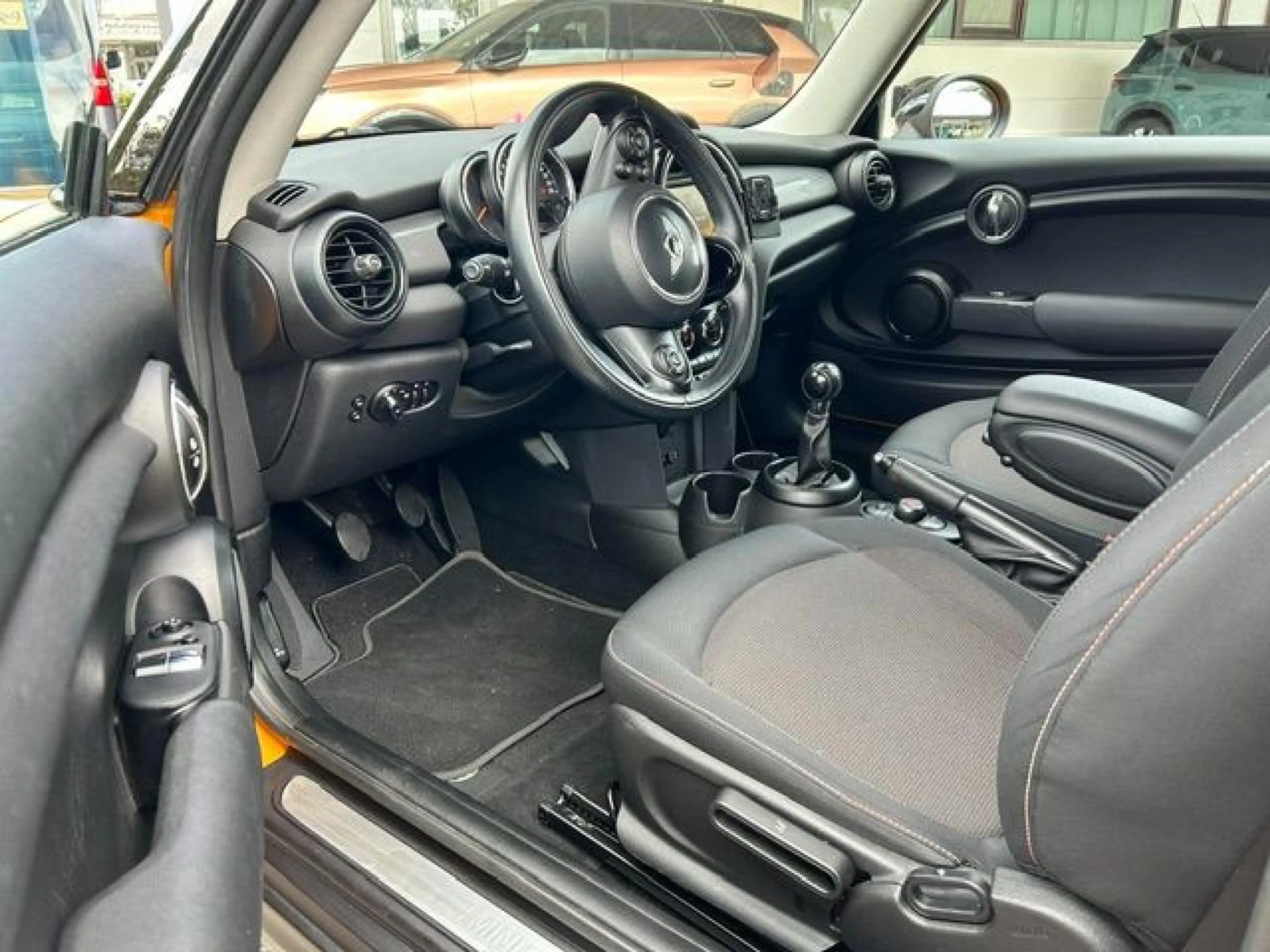 MINI Cooper D Cooper D — photo 10