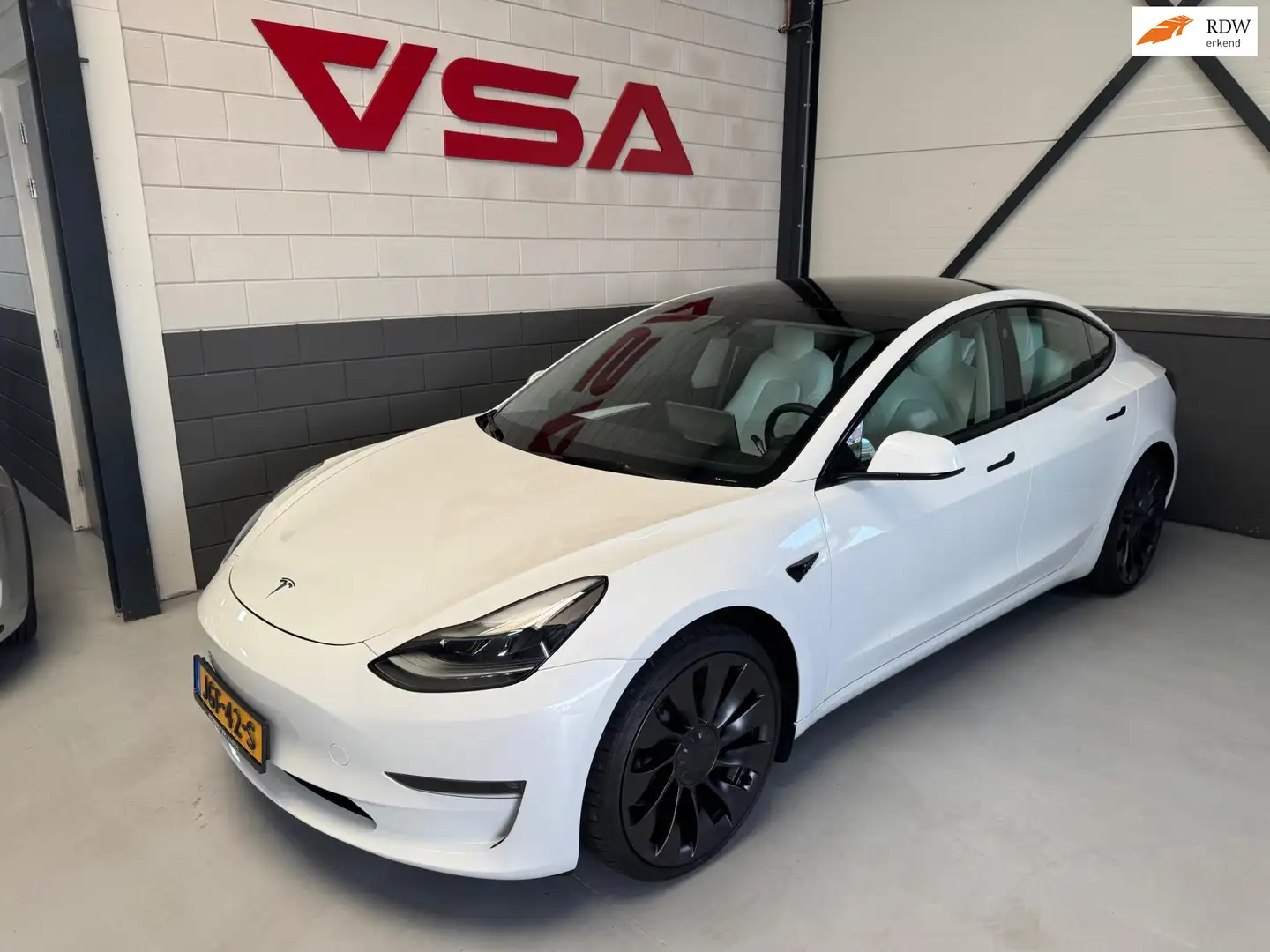 Tesla Model 3 Performance AWD 75 kWh,513PK, full-opties,Fabrieks Wit - 1