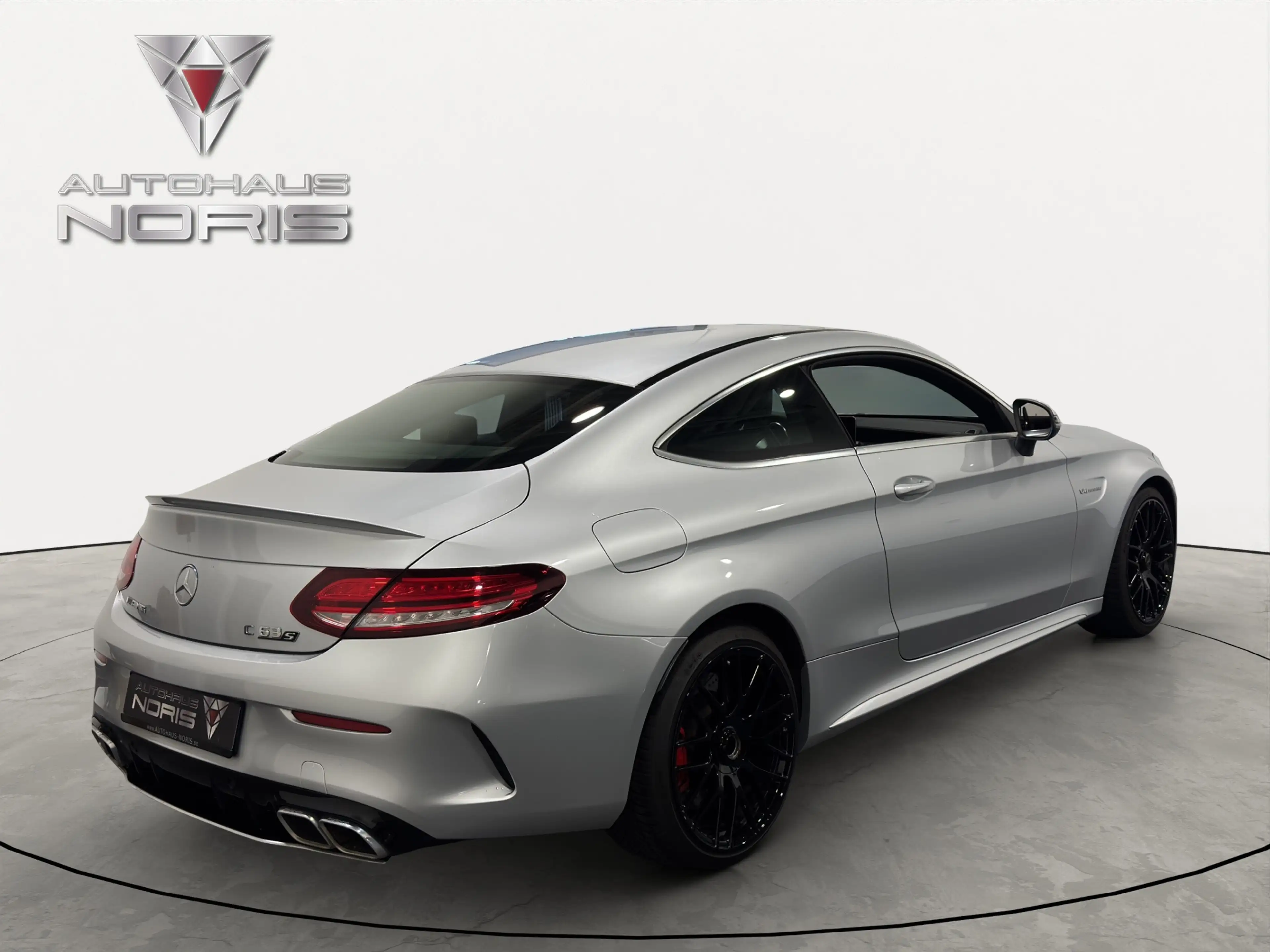 Mercedes-Benz C 63 AMG S *DEUTSCHES-FAHRZEUG*BURMESTER* — photo 6