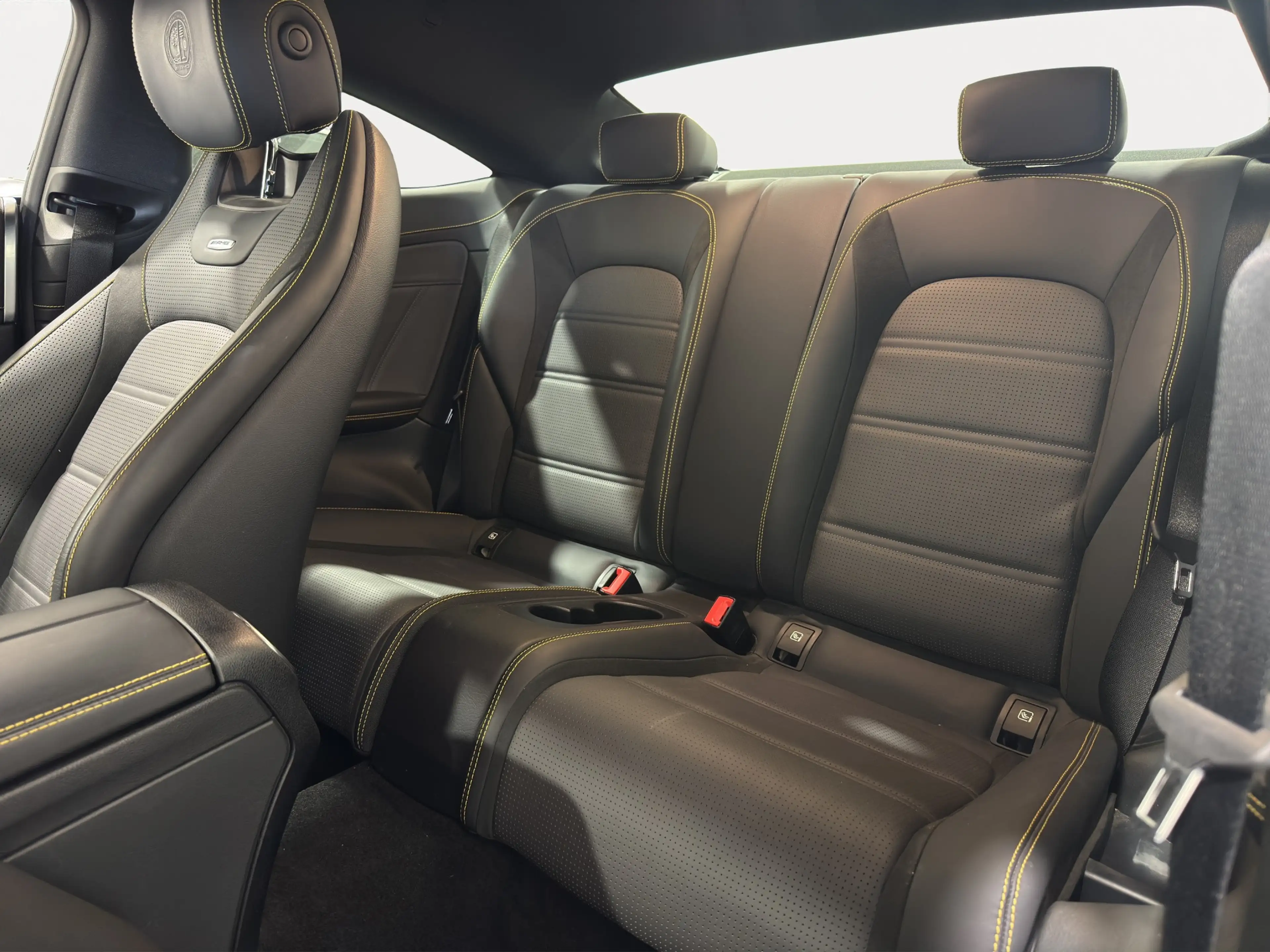 Mercedes-Benz C 63 AMG S *DEUTSCHES-FAHRZEUG*BURMESTER* — photo 11