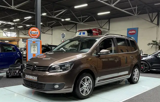 Volkswagen Touran 1.2 TSI 7-pers! Cruise! Clima! Navi!