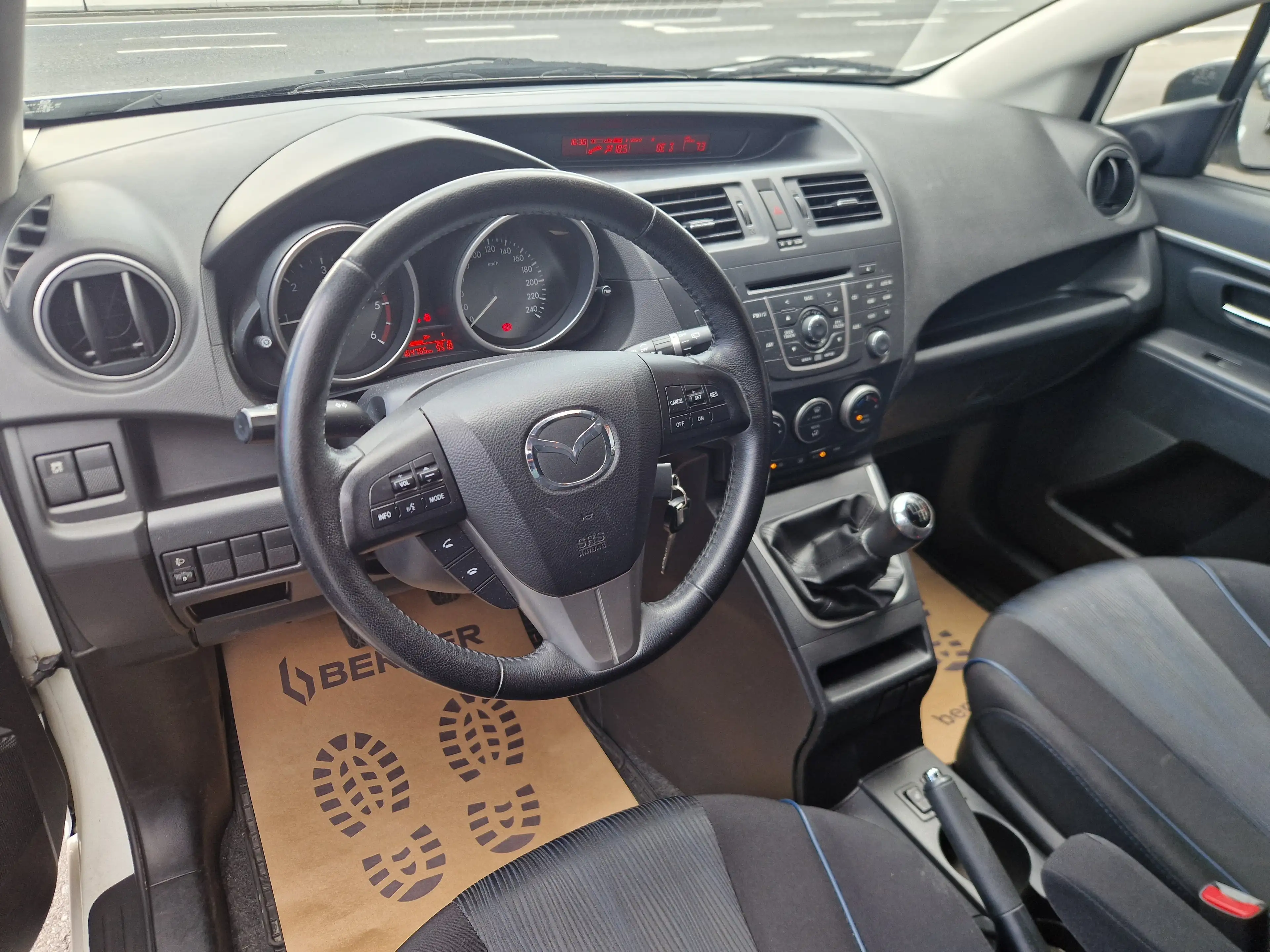 Mazda 5 *** 1.Besitz *** 6 Sitzer *** Prime-Line — photo 14