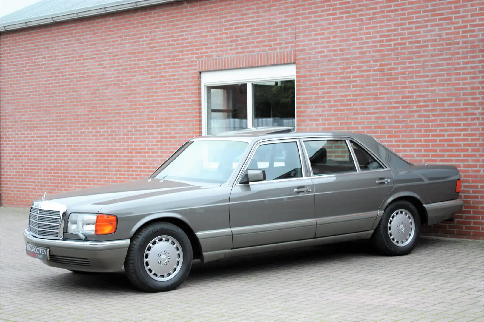 Mercedes-Benz S 560 SEL - W126 - 38.000 km !! Grau - 1