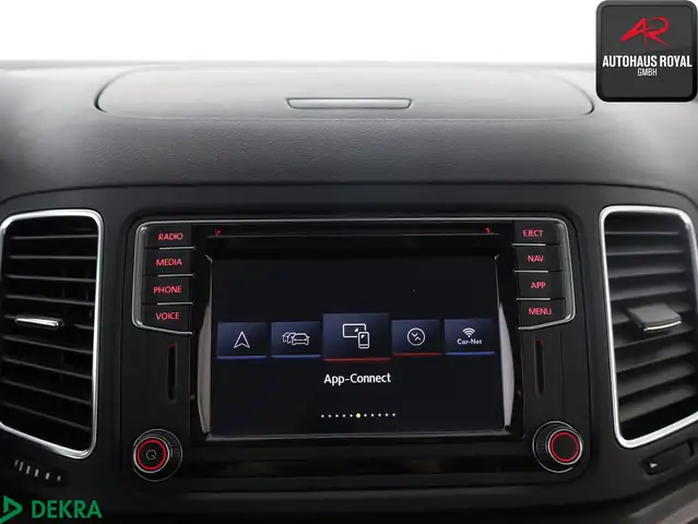 Volkswagen Sharan view 16