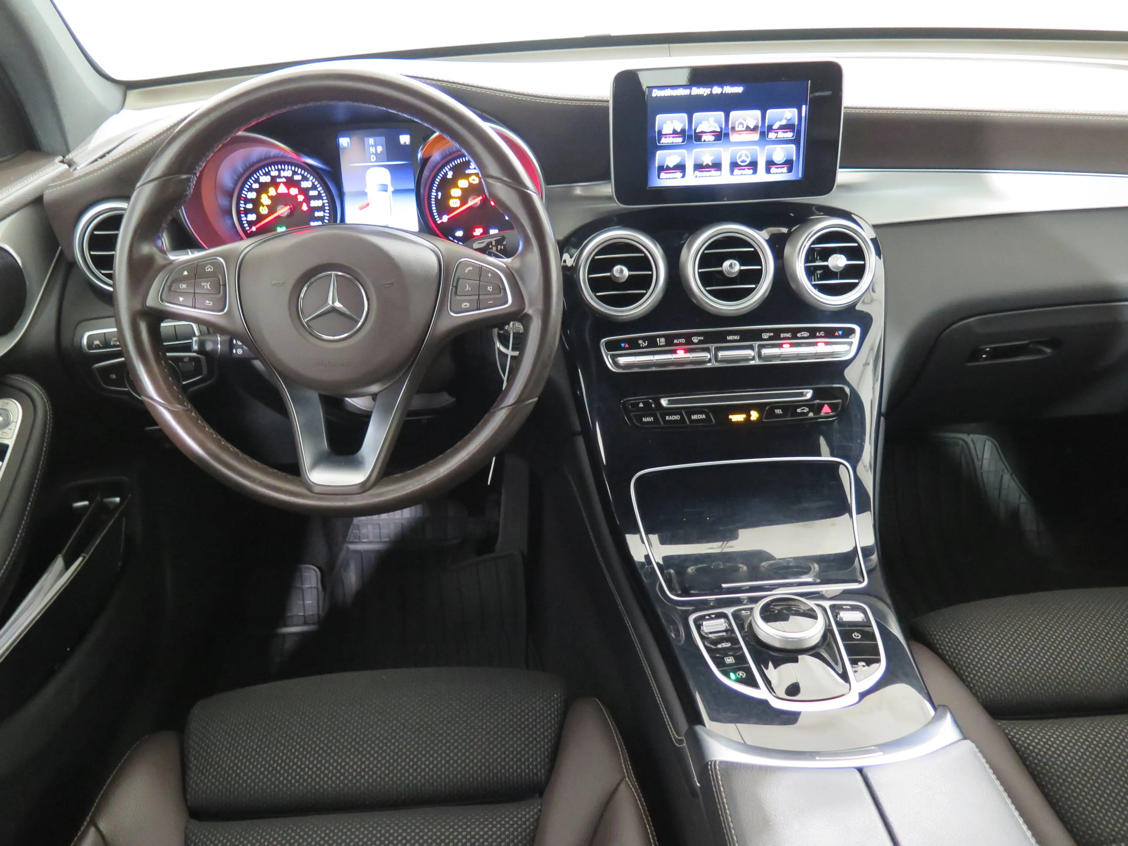 Mercedes-Benz GLC 250 GLC 250 d 4Matic, LED,Luftfederung,AHK,Navi — photo 8