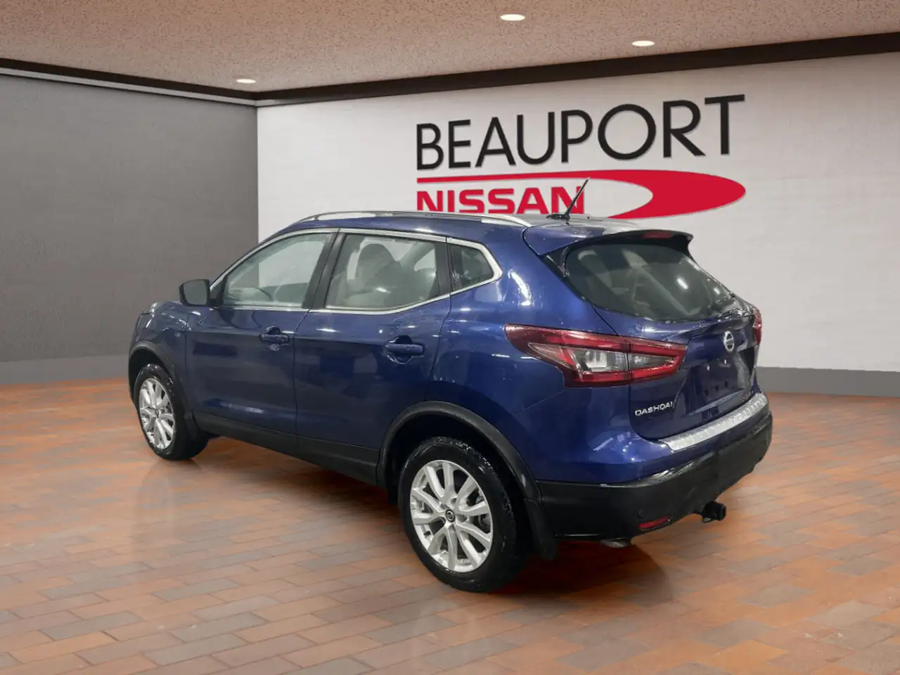 Nissan Qashqai снимка Nissan Qashqai