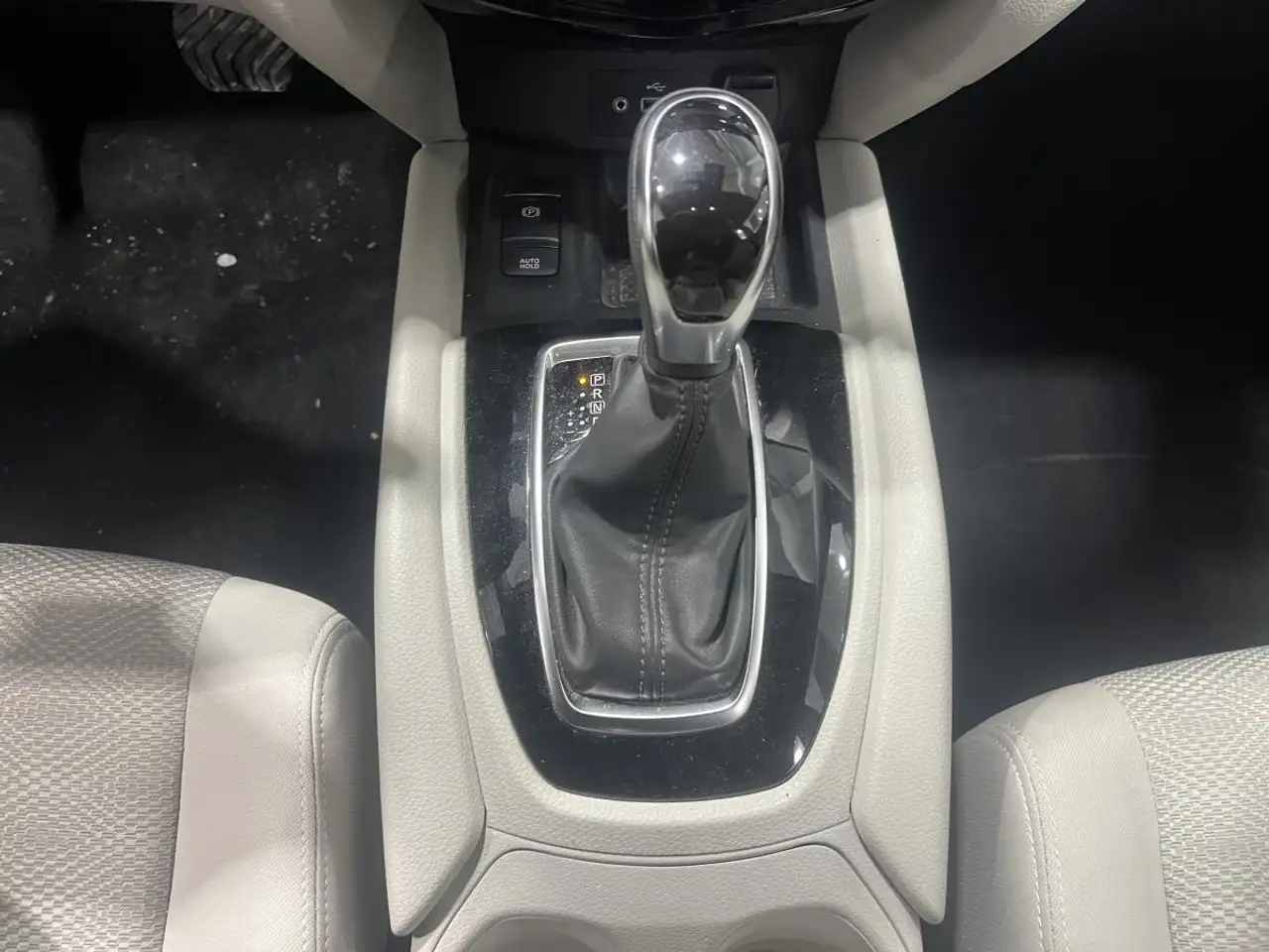 Nissan Qashqai снимка Nissan Qashqai