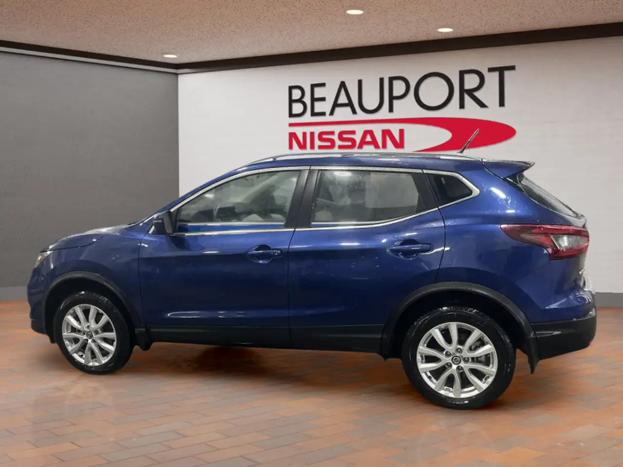Nissan Qashqai снимка Nissan Qashqai