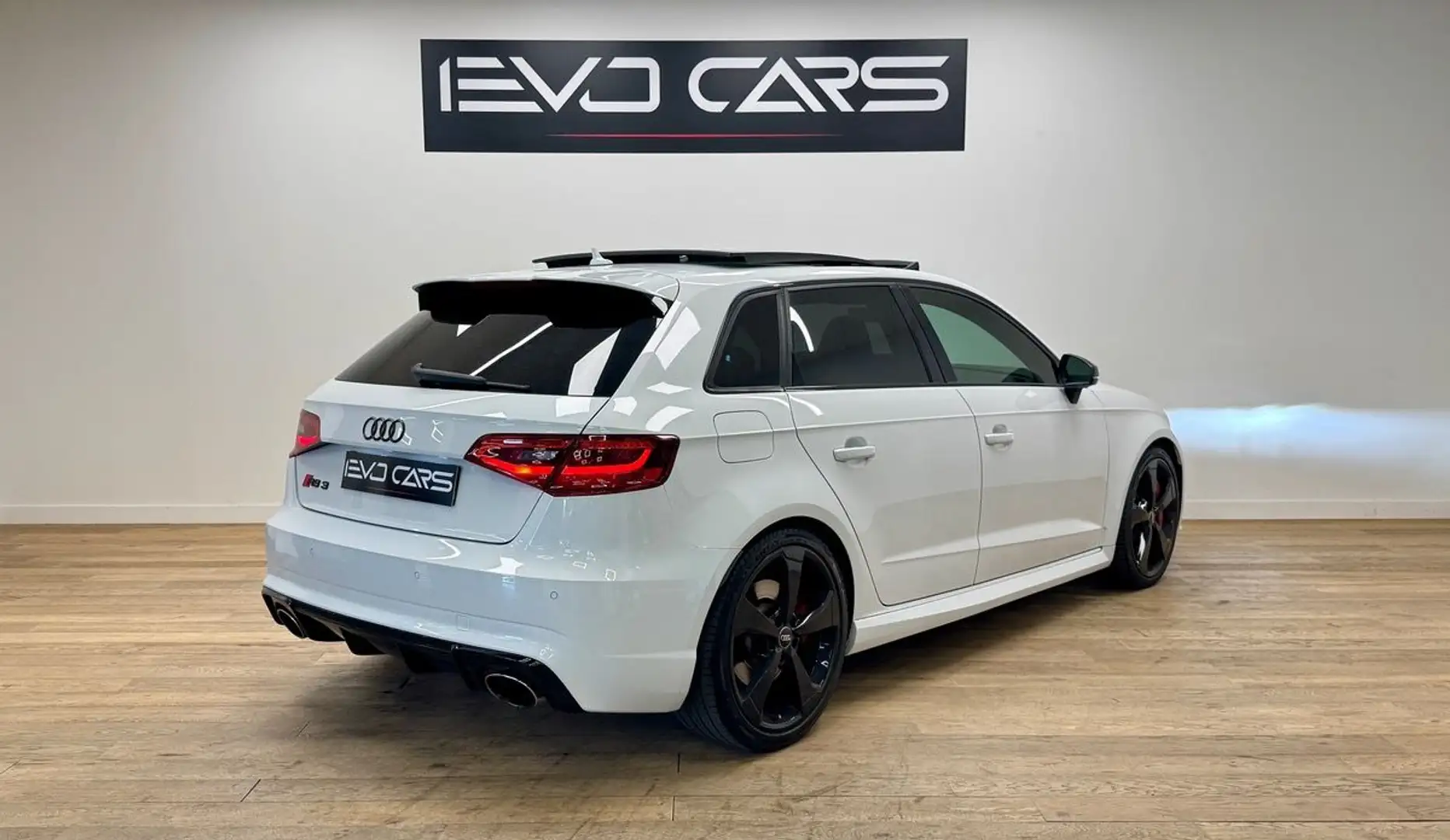 Audi RS3 2.5 TFSI 367ch Quattro S Tronic 7 / TO / MatrixLED / Bang & Olufsen / Echapp RS / Sièges RS Blanco - 2