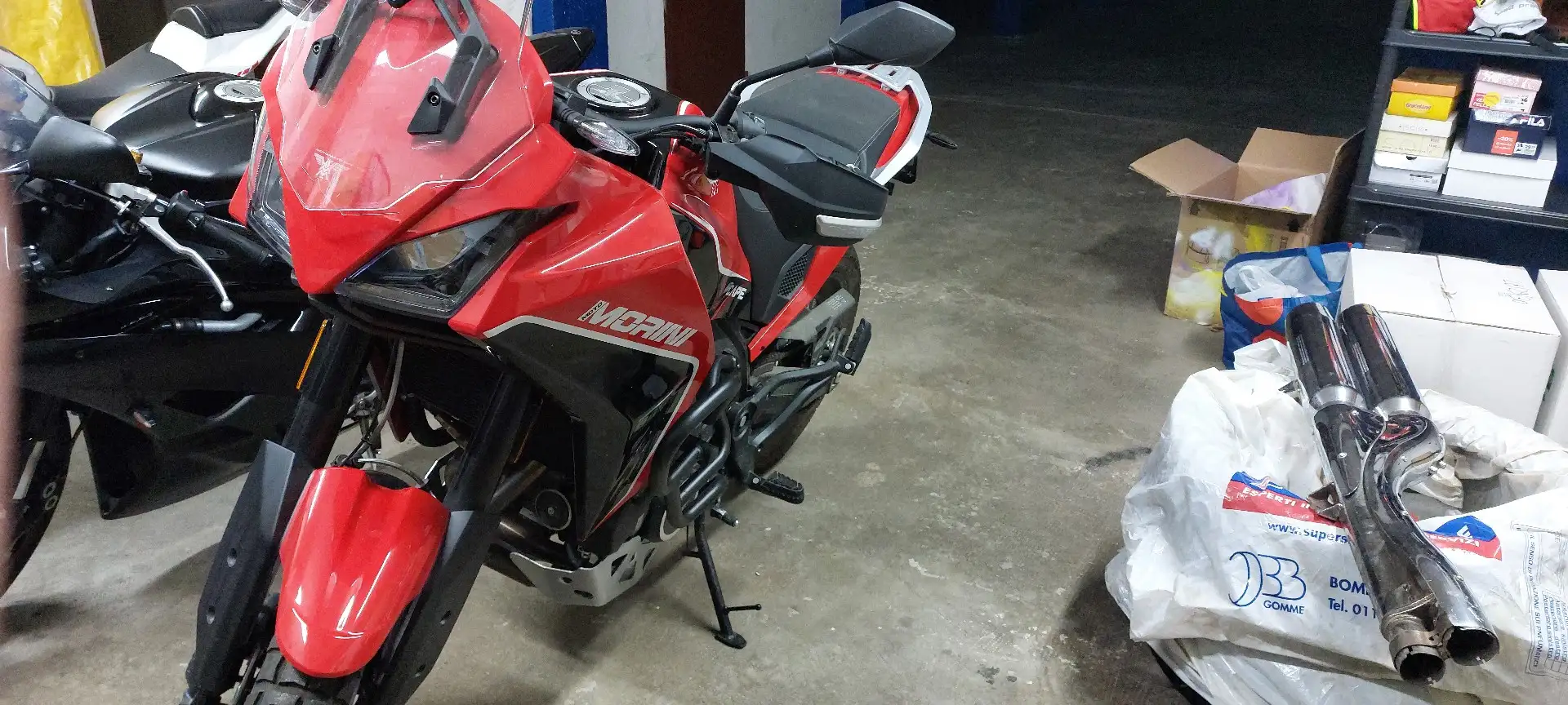 Moto Morini X-Cape Rosso - 2