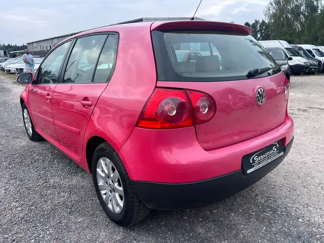 Volkswagen Golf view 6