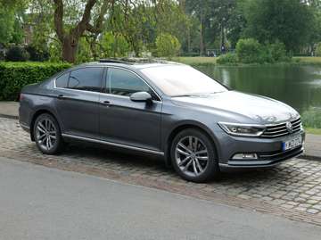 1.8 TSI DSG ACC LED