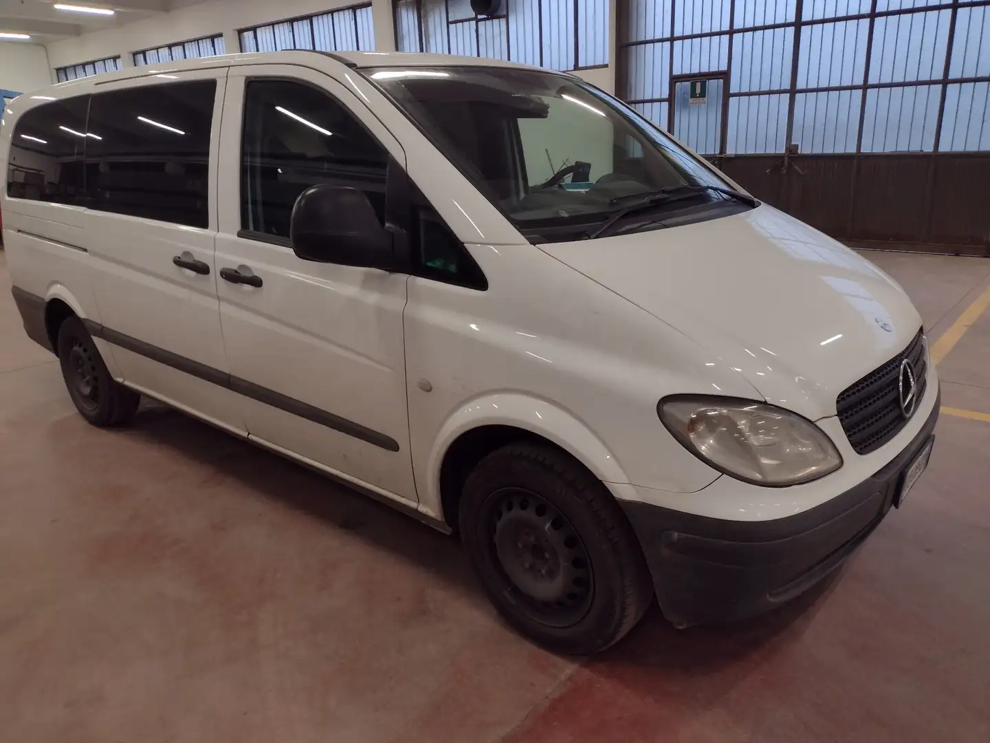 Mercedes-Benz Vito - 2