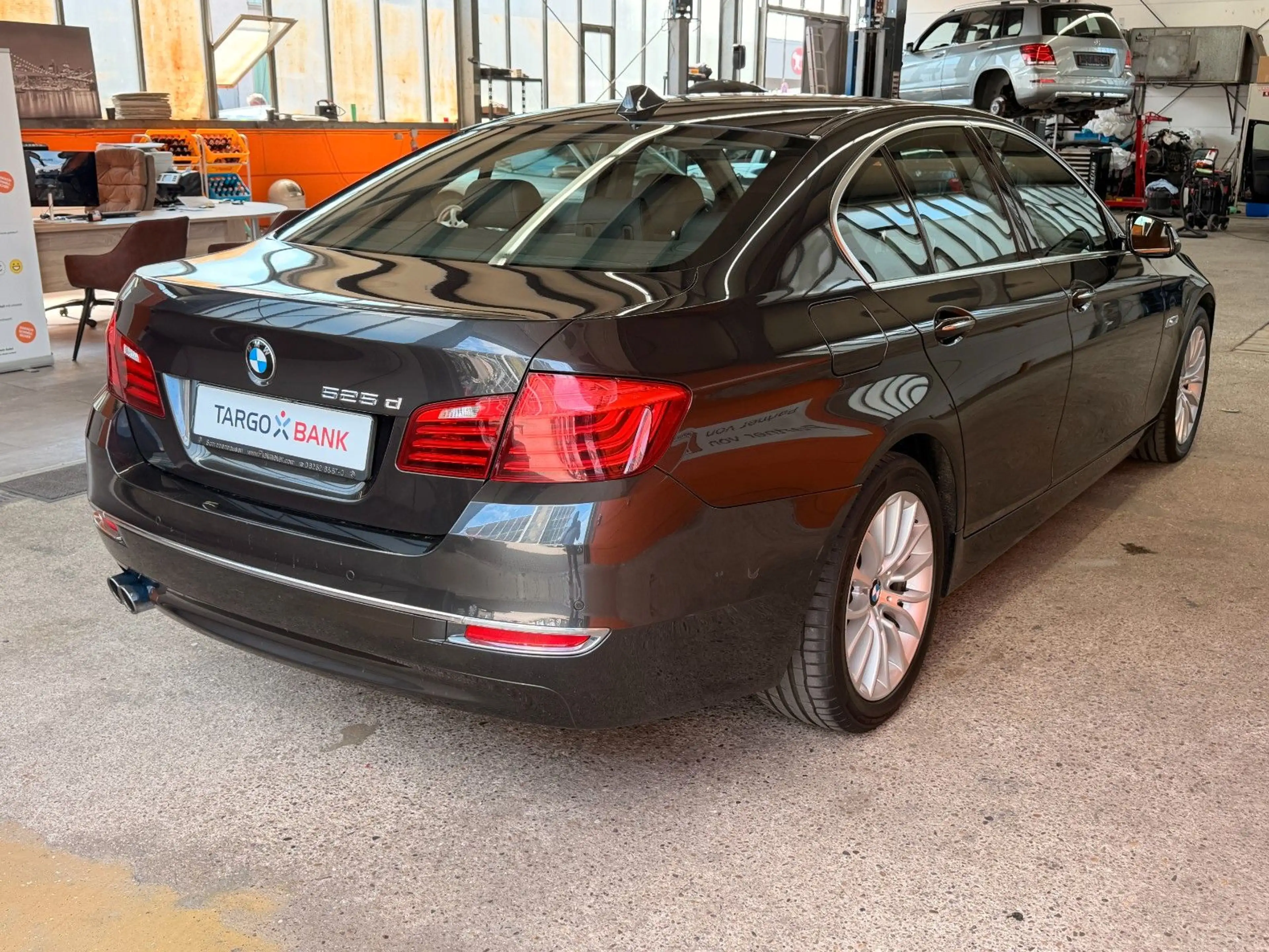 BMW 525 dA Luxury Line Automatik Leder Navi Xenon AHK — photo 5