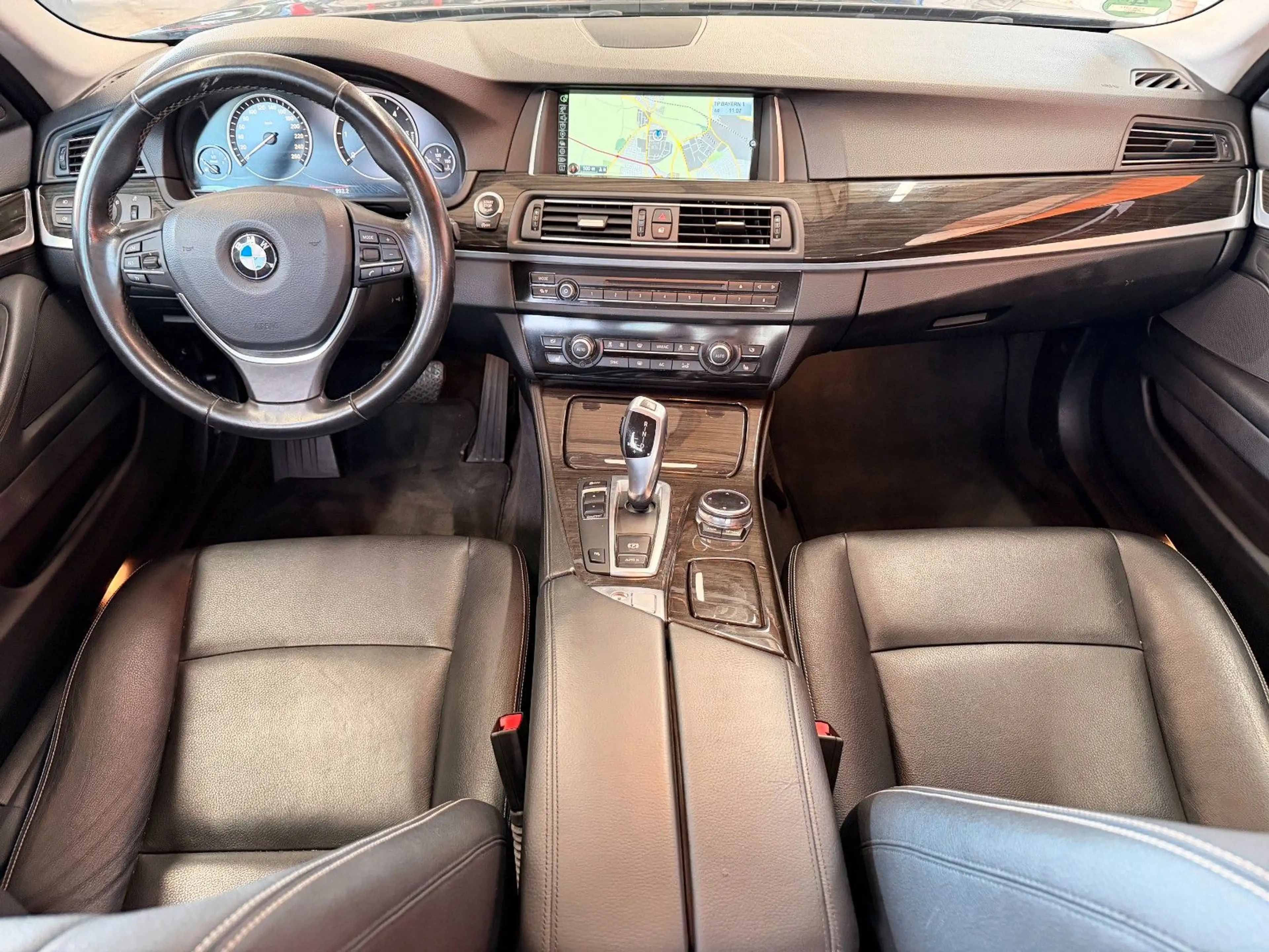 BMW 525 dA Luxury Line Automatik Leder Navi Xenon AHK — photo 11