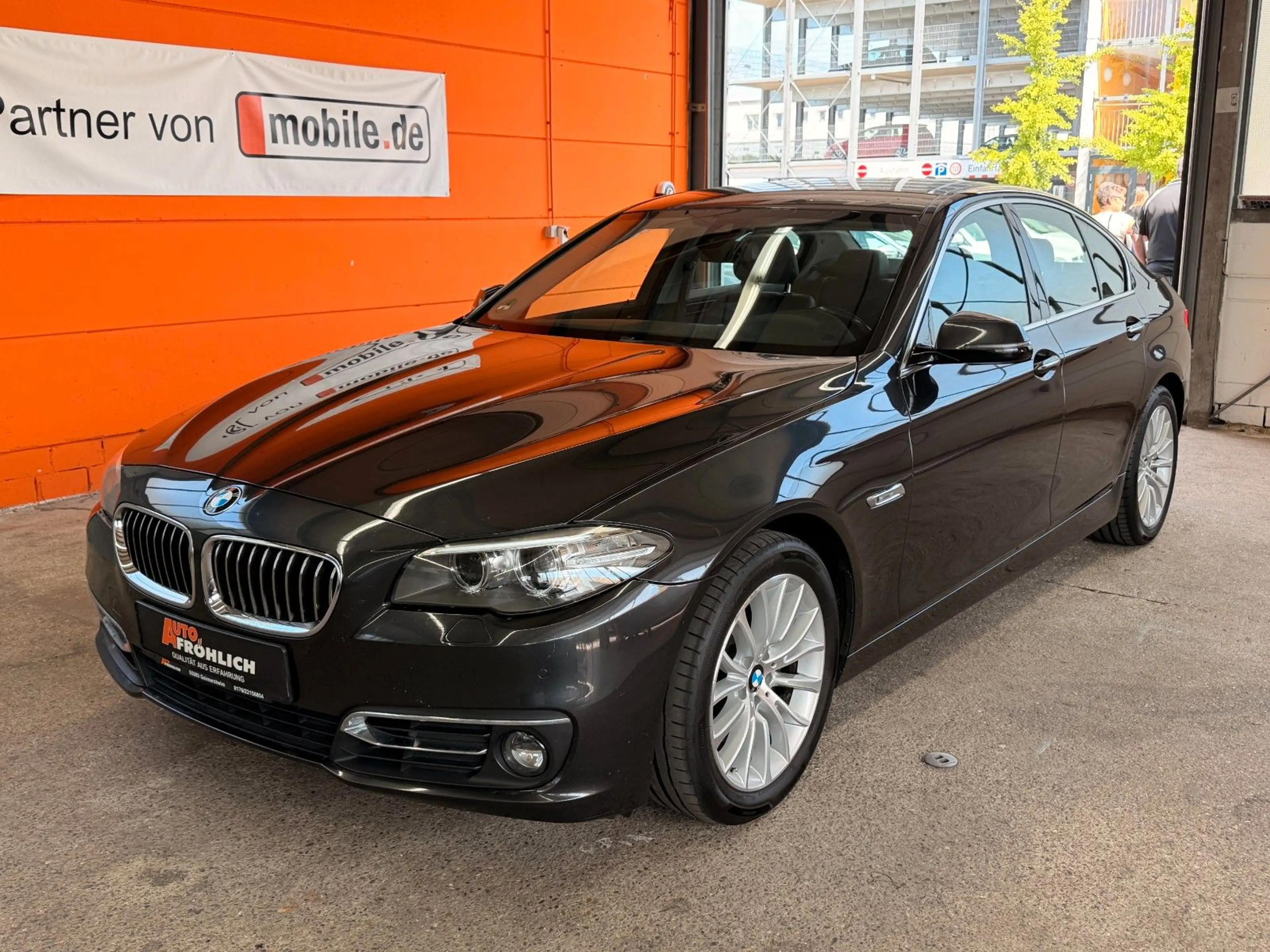 BMW 525 dA Luxury Line Automatik Leder Navi Xenon AHK