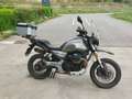 Moto Guzzi V 85 TT Gris - thumbnail 2