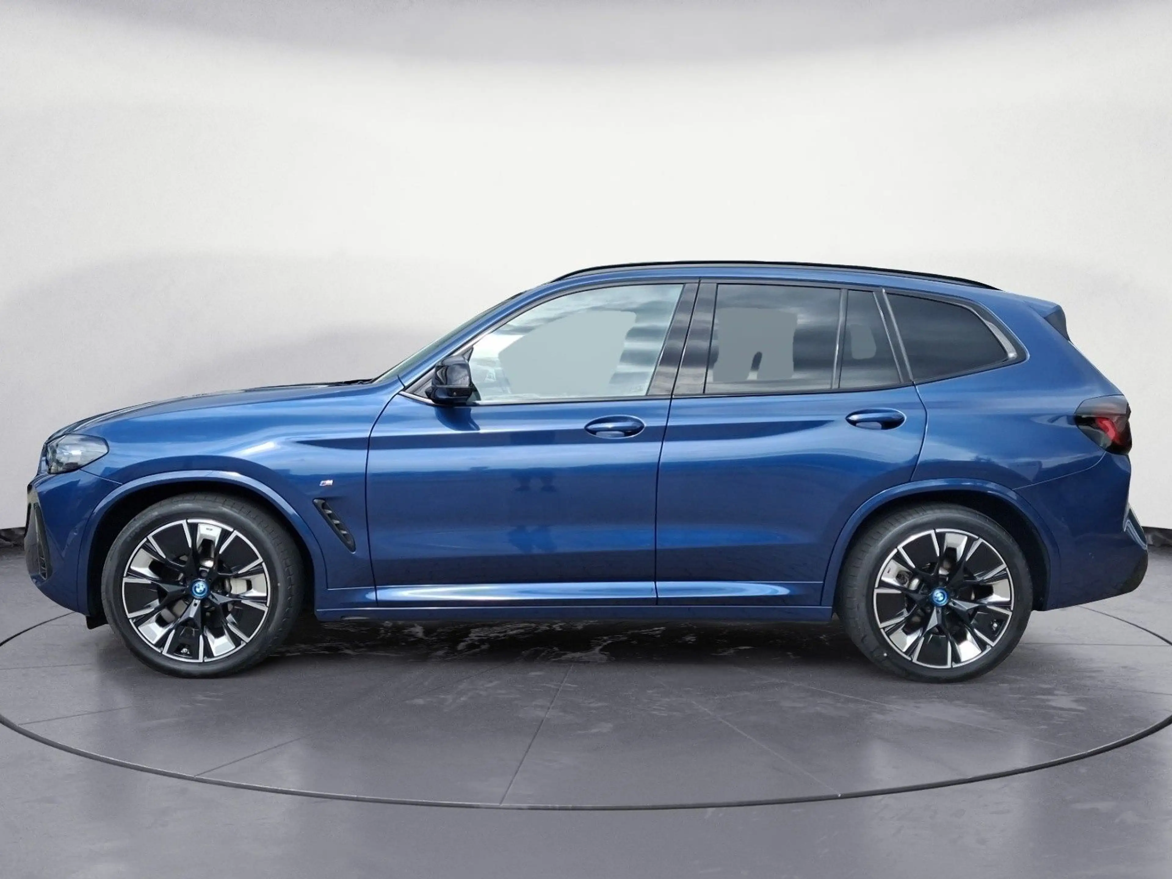 BMW iX3 IMPRESSIVE Navi Leder Panoramadach — photo 4