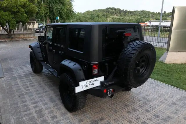 Jeep Wrangler view 10
