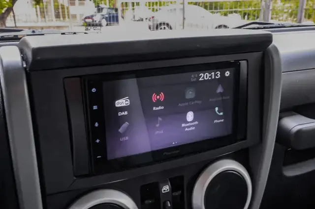 Jeep Wrangler view 15