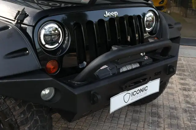 Jeep Wrangler view 4