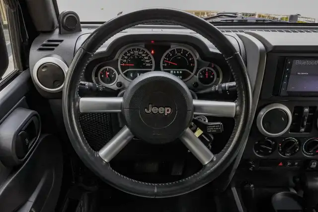 Jeep Wrangler view 14