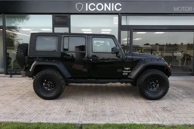 Jeep Wrangler view 6
