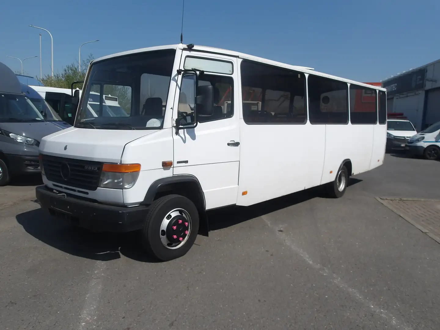 Mercedes-Benz Vario 813 (Stock ID 706) Alb - 2